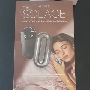 MVMT Solace Sleep Aid Device in Metallic Silver and Black